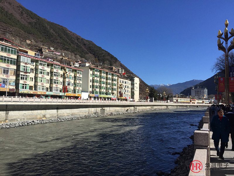 博物館顯示屏-博物液晶拚接屏