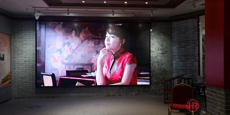 戶外大型草莓视频APP污版